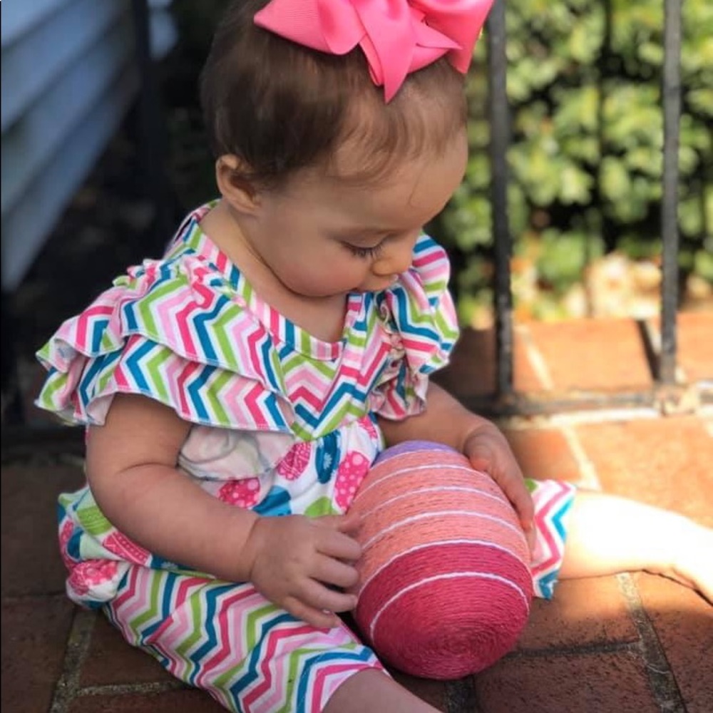 Pete and Lucy girls Easter capri set